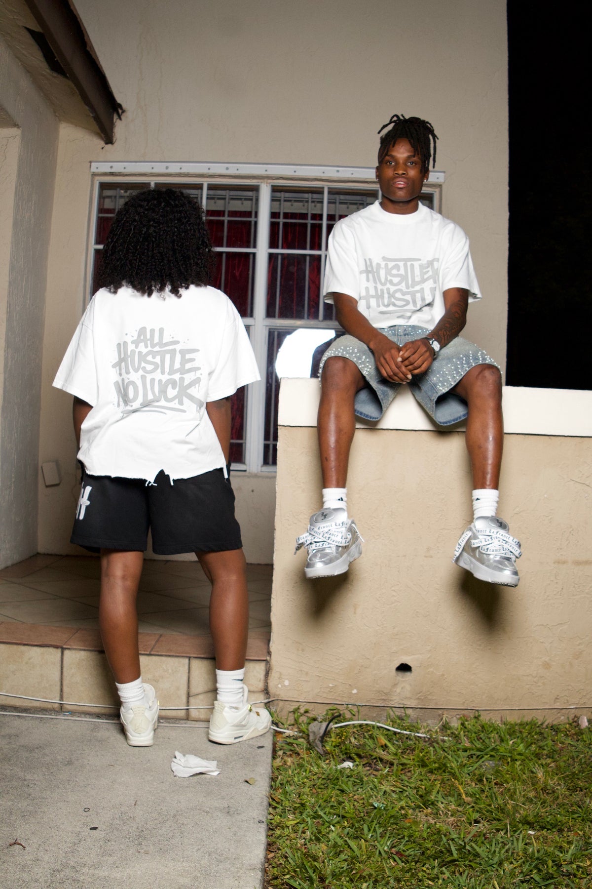 Premium Hustler - T-Shirt