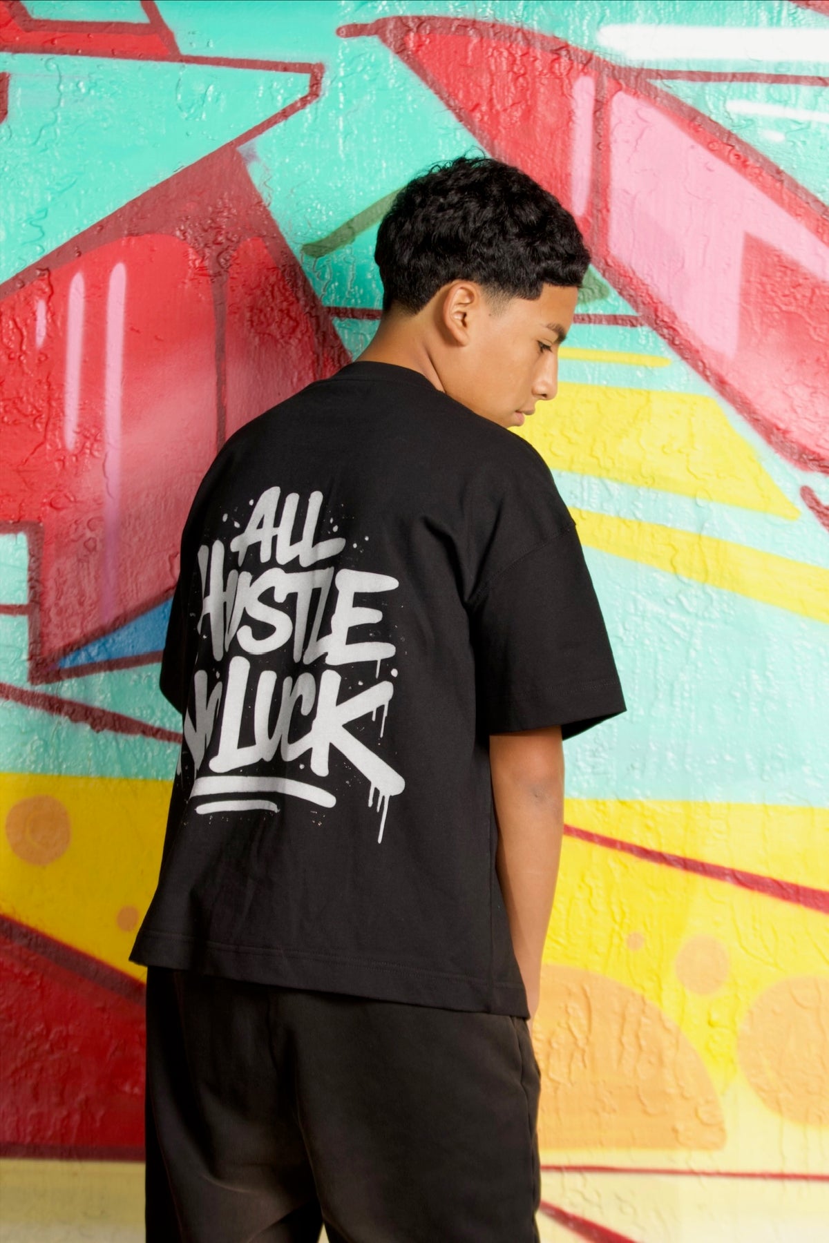 Boxy Hustler - T-Shirt