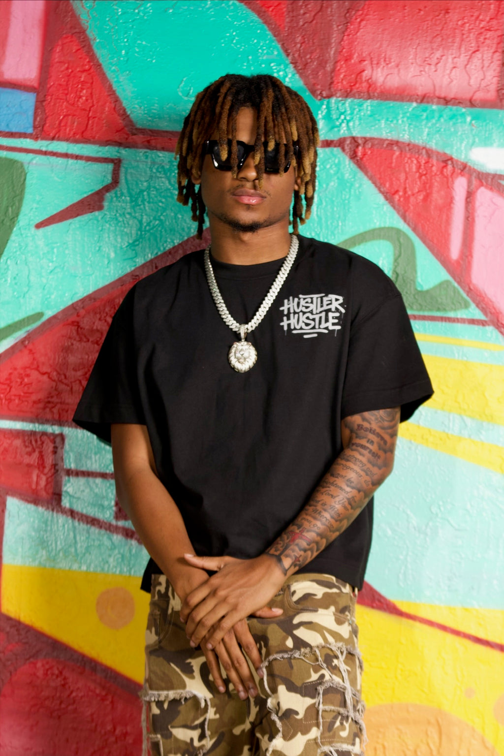 Boxy Hustler - T-Shirt